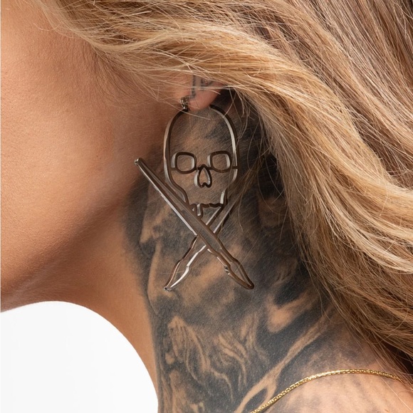 Sullen Art Collective SOLID BADGE EARRINGS  SILVER - Picture 2 of 4